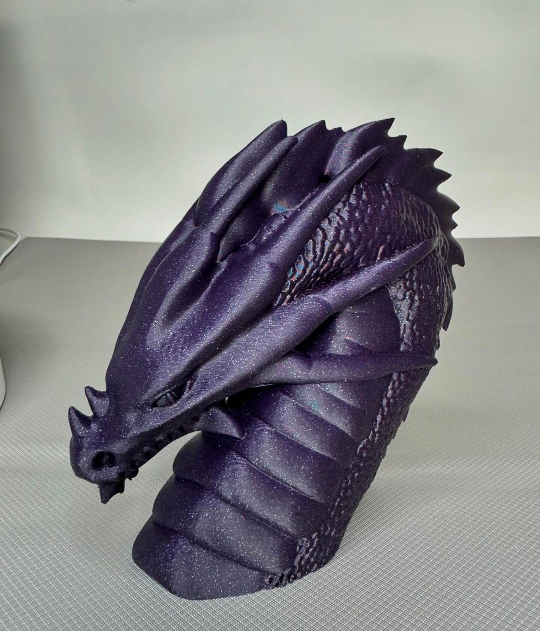 DRAGON BUST